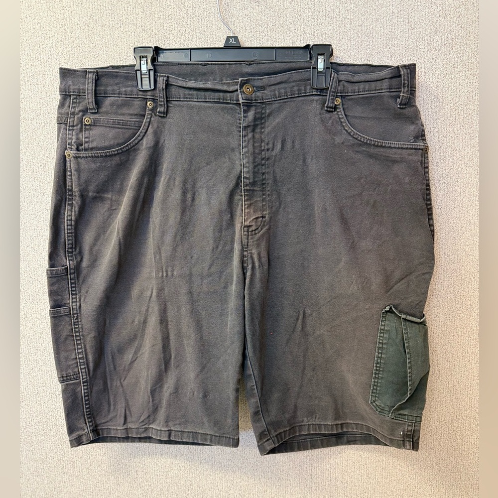 Dickies Mens Size 42 Grunge Loose Fit Carpenter‎ Utility faded Cargo Shorts